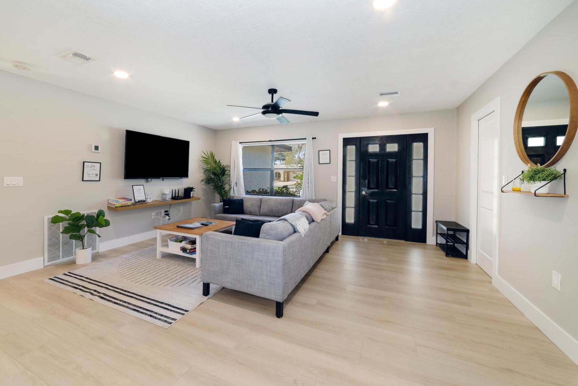 New 6Min To 3 Sister Springs, Spacious, Fun With Game Room Crystal River Eksteriør bilde