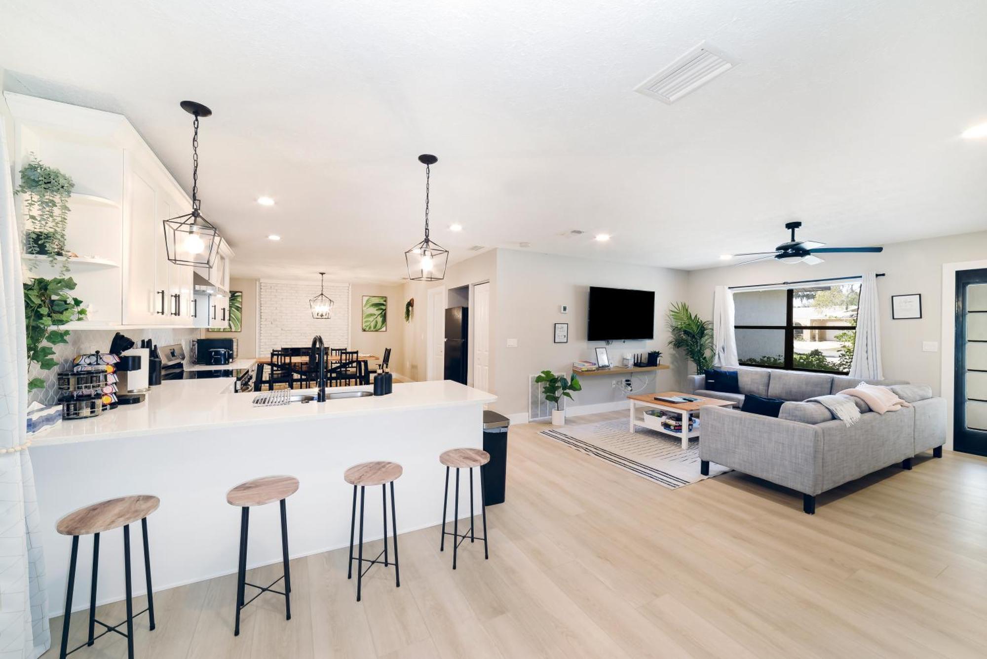 New 6Min To 3 Sister Springs, Spacious, Fun With Game Room Crystal River Eksteriør bilde